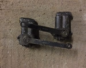 Rear Dampers - Saloon (pair)